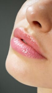 BABOR Joli Production Concept 3 Super Soft Lip Oils 9 16 Still 2